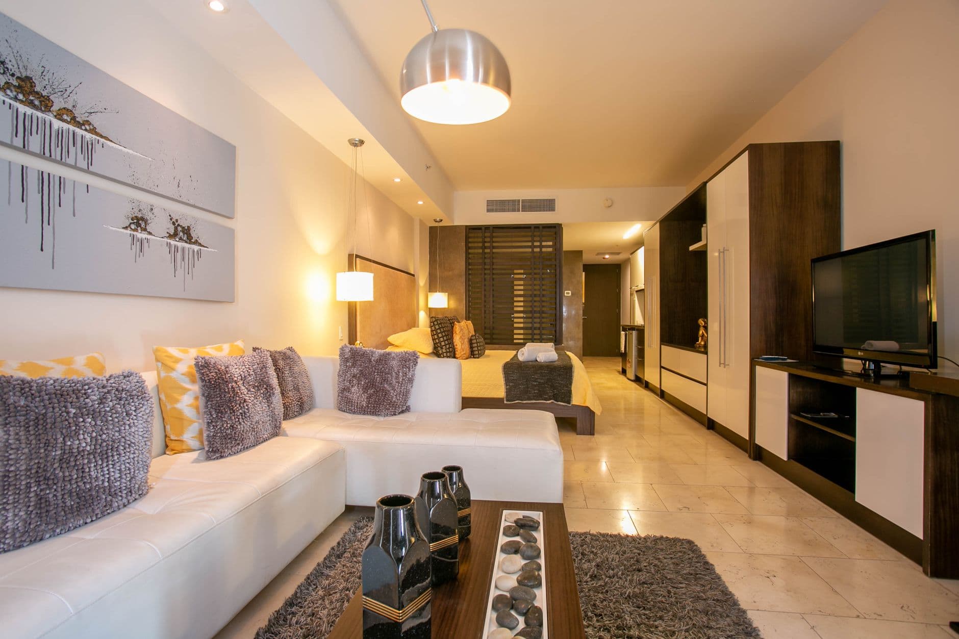 Executive Living Room Lounge